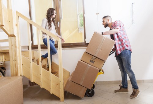 Streatham removal van service for residential and business moves