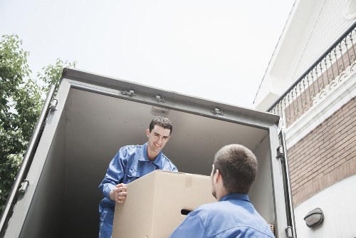 Flexible man and van transport for homes and businesses in Streatham